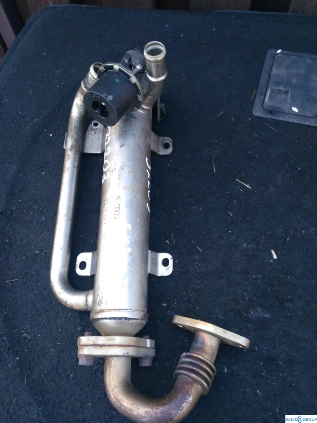 охладитель EGR / Радиатор EGR Volkswagen Golf 5 поколение 2007, 2.0 л., TDi, дизель, хетчбэк 5 дв., 03G131512AE, 03G131512J, BMR, BMN, BUZ, BUY, 03G131531F, 03G131512AP - фото №1