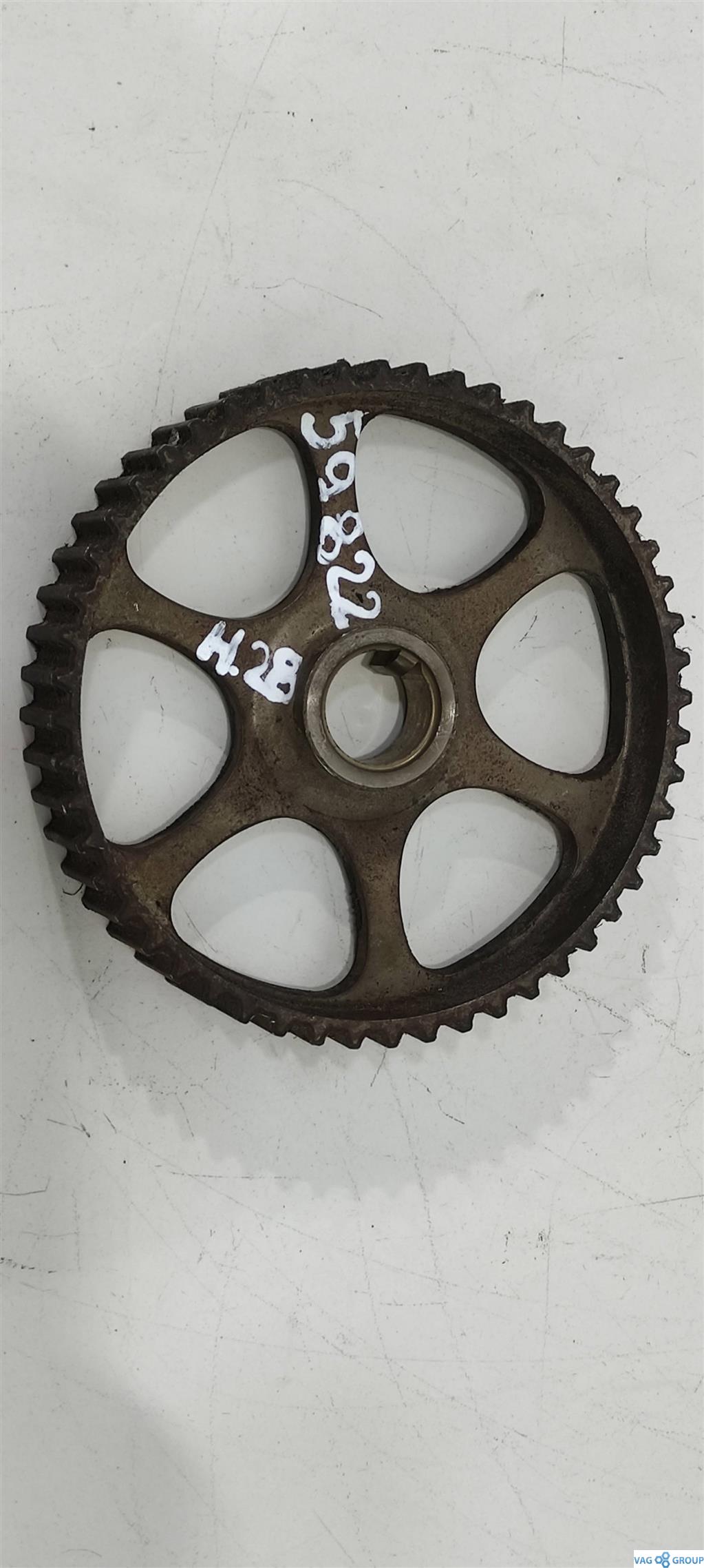 шкив распредвала Audi A6 4B/C5 1999, 1.8 л., бензин, седан, 06B109111, AWC, AUM, AGU, AUQ, AGN, ARZ, APP, APY, ARX, APG, . - фото №1