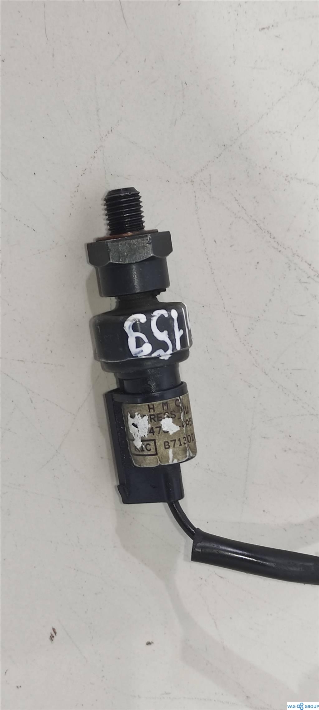 датчик давления масла Kia Sorento 1 поколение 2005, 2.5 л., CRDi, дизель, внедорожник 5 дв., D4CB, 947604A510, . - фото №1