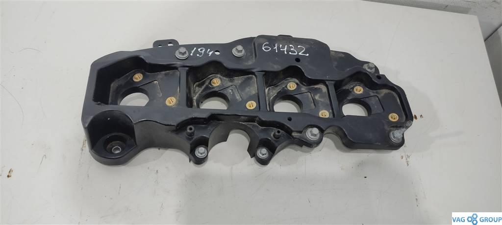 клапанная крышка Volvo V40 2 поколение 2015, 1.6 л., бензин, универсал, B4164T, BM5G12257EB, . - фото №1