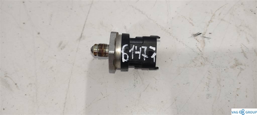 датчик давления топлива Ford Kuga 2 поколение 2014, 1.6 л., бензин, внедорожник 5 дв., B4164T, BM5G9F972BA, 0261545039 - фото №1