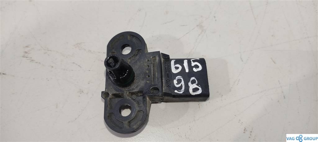 датчик абсолютного давления Volkswagen Passat B6 2009, 1.6 л., бензин, седан, BVZ, BSE, BVY, BME, 06B906051, BCA, AZQ, BSF, 0261230031, APE, AXP, BGU, CCSA, CMXA - фото №1