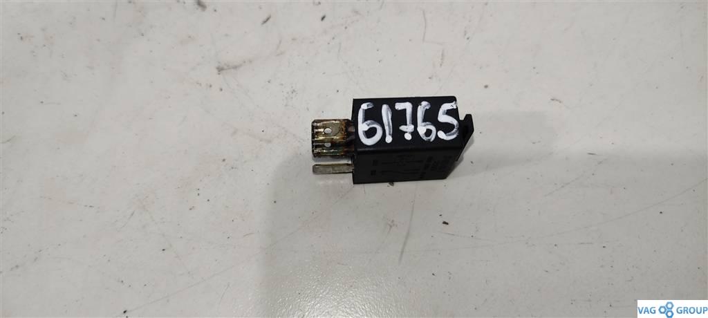 реле (прочие) Audi A4 B7 2006, 2.0 л., TFSI, бензин, седан, 8Z0951253, 7M0951253C, 4H0951253C, . - фото №1