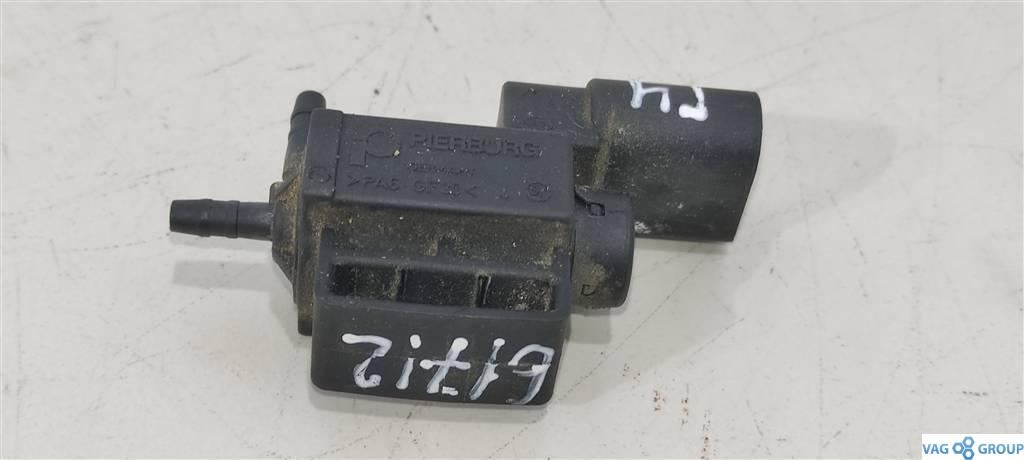 электромагнитный клапан Volkswagen Passat B6 2007, 2.0 л., TFSI, бензин, универсал, 037906283C, . - фото №1