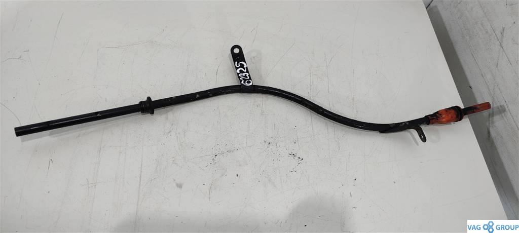 щуп двигателя Volkswagen Passat B6 2006, 2.0 л., TDi, дизель, седан, BMR, BKP, 03G103634AF, BMA, BUZ, 03G115611Q - фото №1
