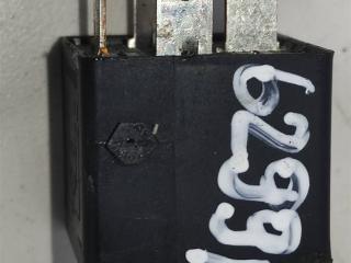 реле (прочие) Volkswagen Touran 1 поколение [рестайлинг] 2006, 1.9 л., TDi, дизель, минивэн, 141951253B, 8D0951253A, 4H0951253A, 8K0951253, 431951253H, .