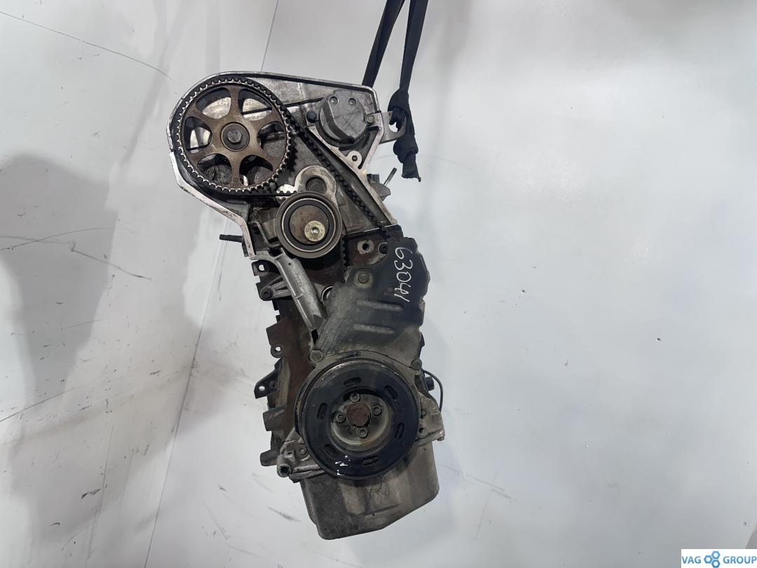 двигатель Audi A4 B6 2003, 1.8 л., бензин, седан, AWT, AWM, AMB, AWC, AUG, AVJ, APX, BFB, BAM, AJH, AUQ, BEX, AWP, . - фото №1