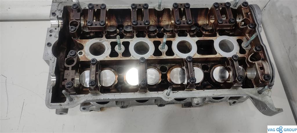 головка блока цилиндров Audi A4 B6 2003, 1.8 л., бензин, седан, AWT, AWM, AMB, AWC, AUG, AVJ, APX, BFB, BAM, AJH, AUQ, BEX, AWP - фото №1