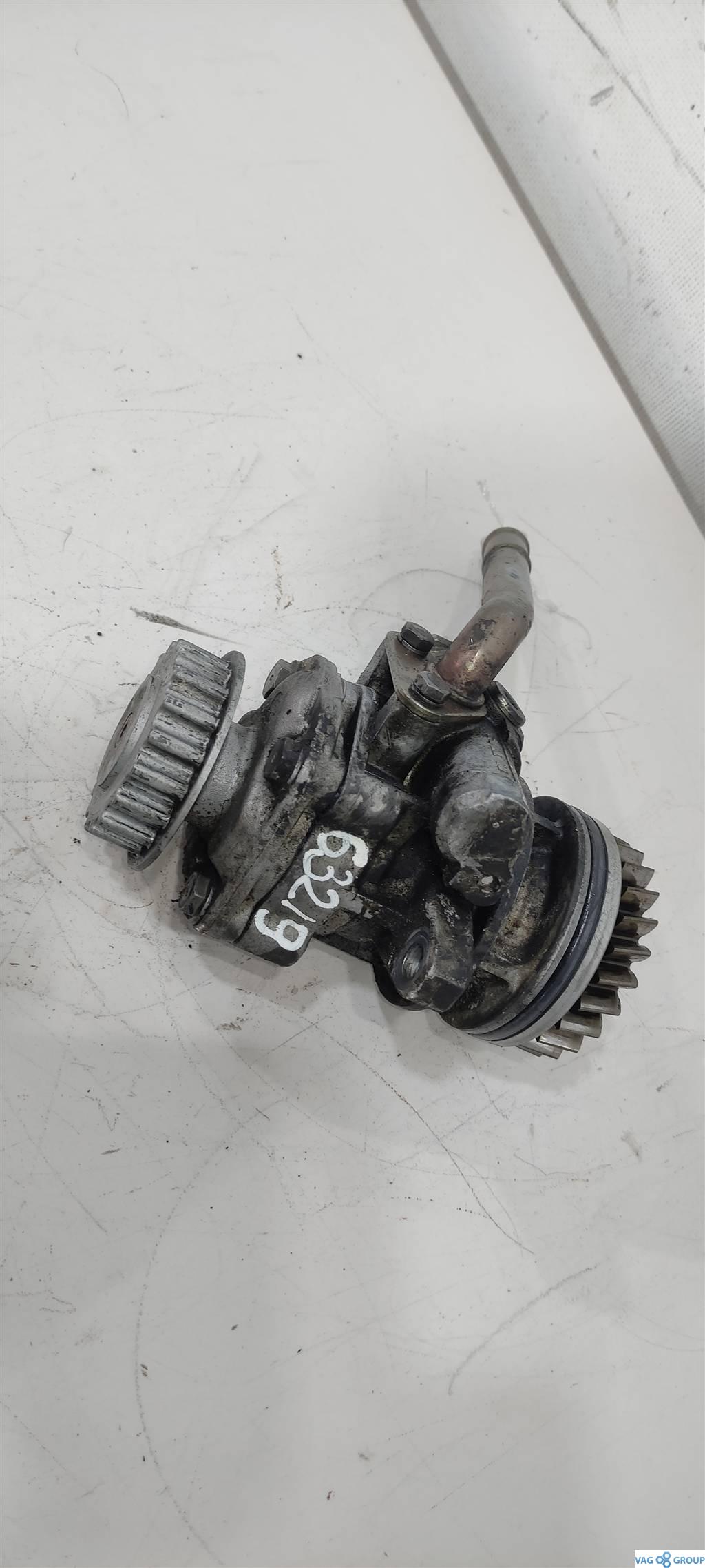 насос гидроусилителя руля Volkswagen Transporter T5 2006, 2.5 л., TDi, дизель, микроавтобус, 7H0422153A, AXE, AXD, 7H0422153G, 7H0422153H - фото №1