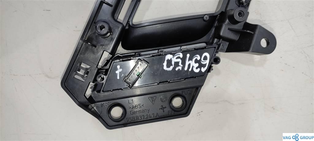 блок управления сиденьем Porsche Macan 1 поколение 2017, бензин, внедорожник 5 дв., ., 95B959856A - фото №1