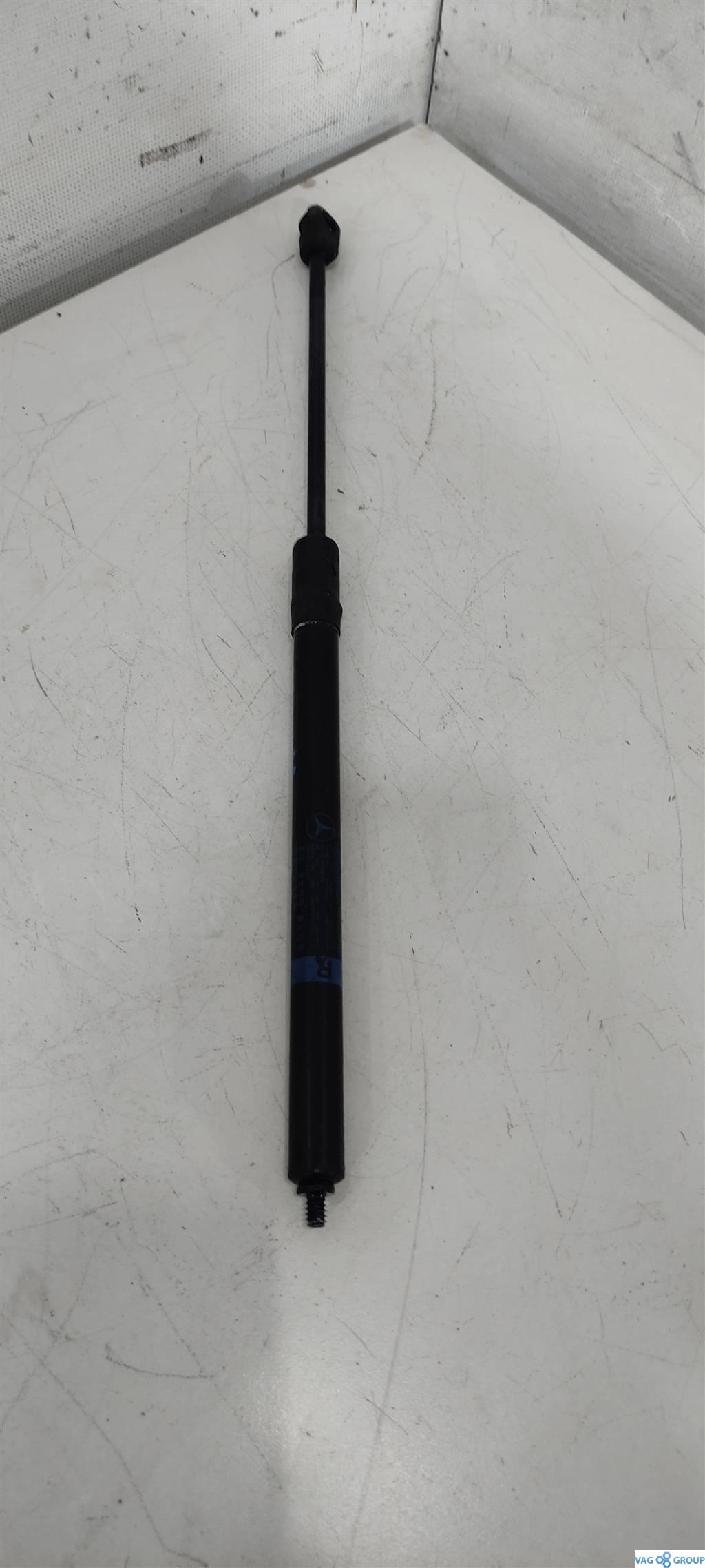 амортизатор капота Mercedes-Benz E-Класс W213/S213/C238/A238 2017, бензин, седан, ., A2139800264 - фото №1