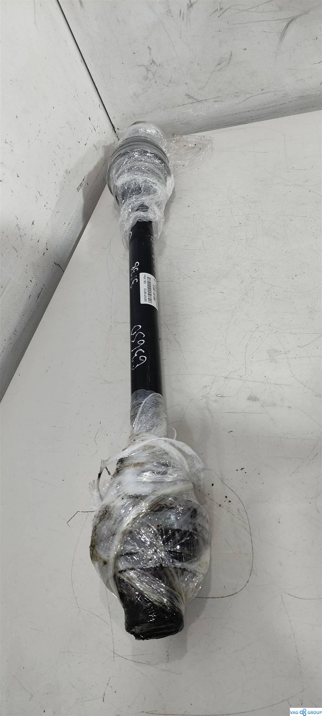 полуось задняя (приводной вал, ШРУС) Porsche Macan 1 поколение 2017, бензин, внедорожник 5 дв., ., 95B501203G - фото №1