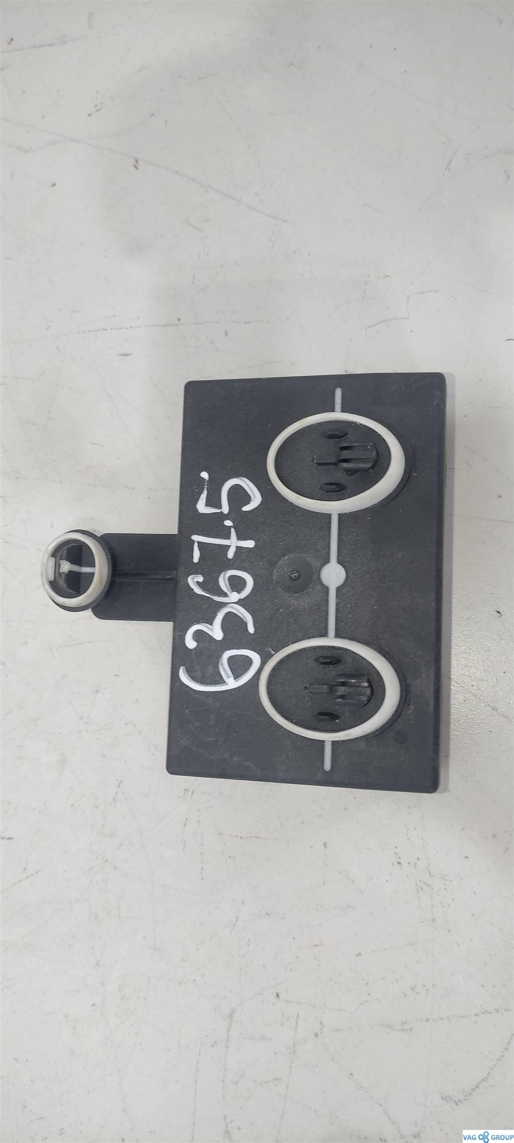 модуль управления двери Porsche Macan 1 поколение 2017, бензин, внедорожник 5 дв., ., 4H0959792S - фото №1