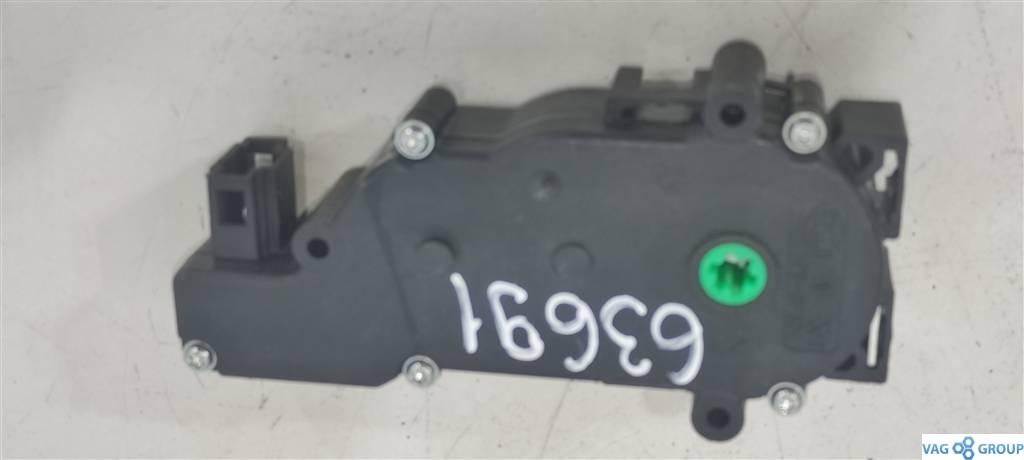 активатор замка багажника Mercedes-Benz E-Класс W213/S213/C238/A238 2018, бензин, седан, ., A2047500060 - фото №1