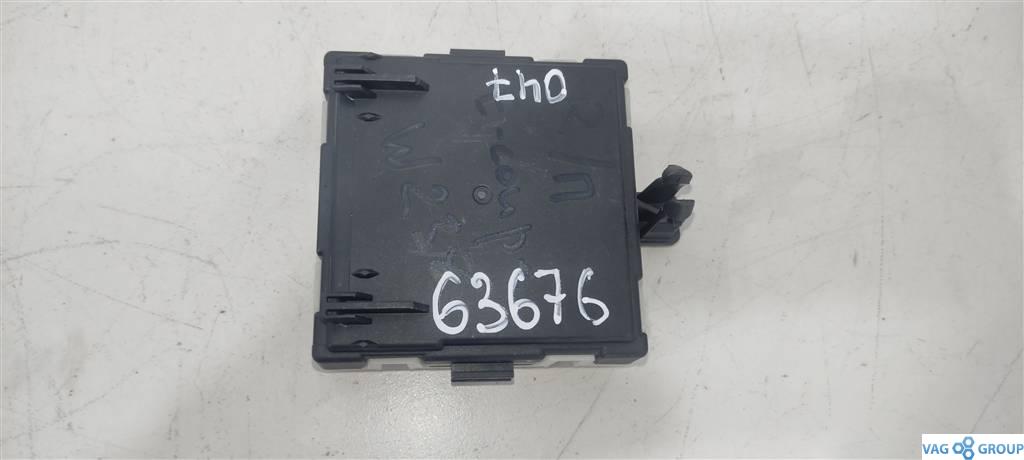 модуль управления двери Mercedes-Benz E-Класс W213/S213/C238/A238 2017, бензин, седан, ., A2389007100 - фото №1