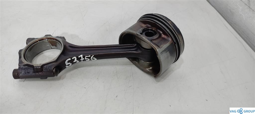 поршень Volkswagen Golf 4 поколение 2001, 1.6 л., бензин, хетчбэк 5 дв., AHL, AKL, . - фото №1