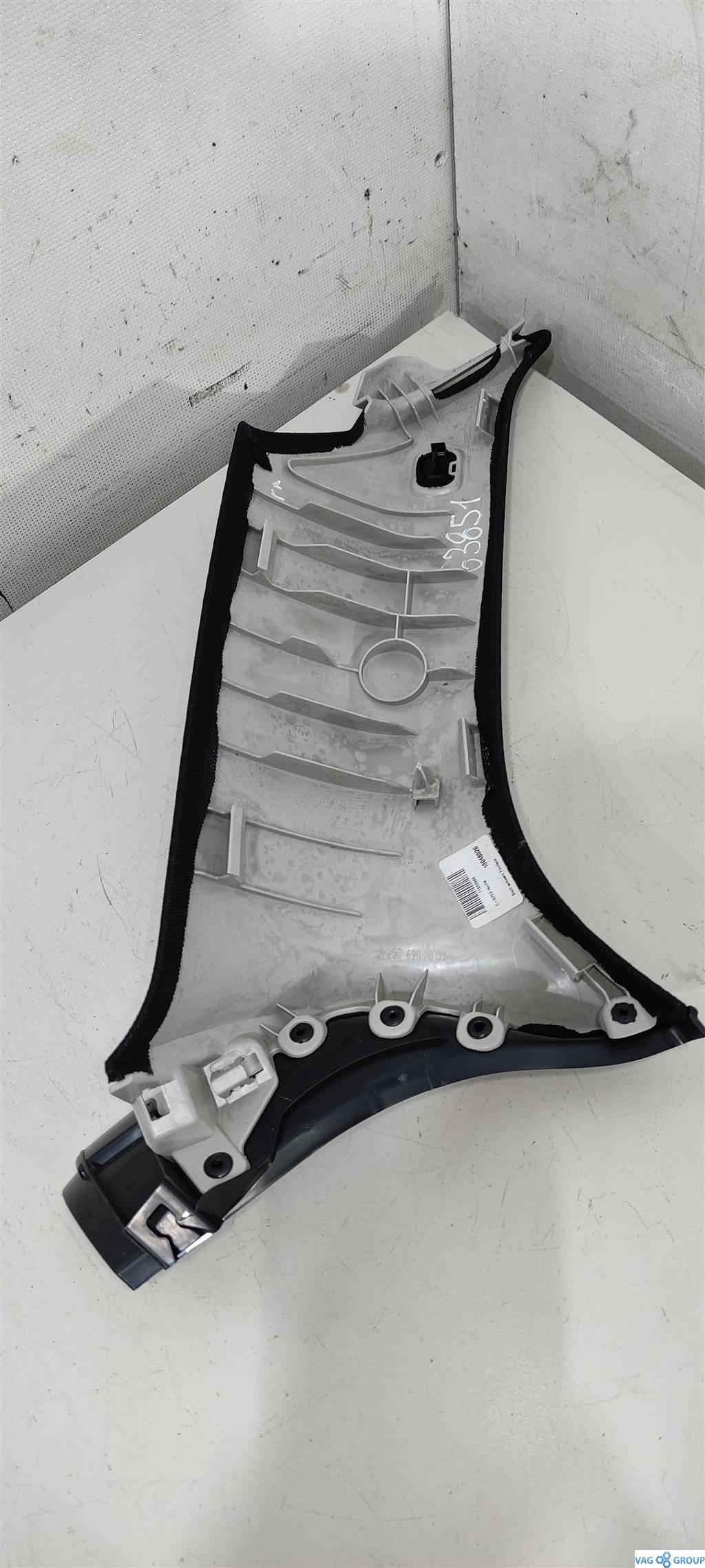 обшивка стойки задней правой Mercedes-Benz GLC-Класс X253/C253 2017, 2.1 л., TDi, дизель, внедорожник 5 дв., ., A2536907001 - фото №1