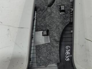 обшивка стойки центральной левой Porsche Macan 1 поколение 2017, 3.0 л., TDi, дизель, внедорожник 5 дв., ., 95B867239B