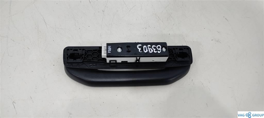 ручка внутренняя потолочная Mercedes-Benz GLC-Класс X253/C253 2017, 2.2 л., CDi, дизель, внедорожник 5 дв., ., A0998150100 - фото №1