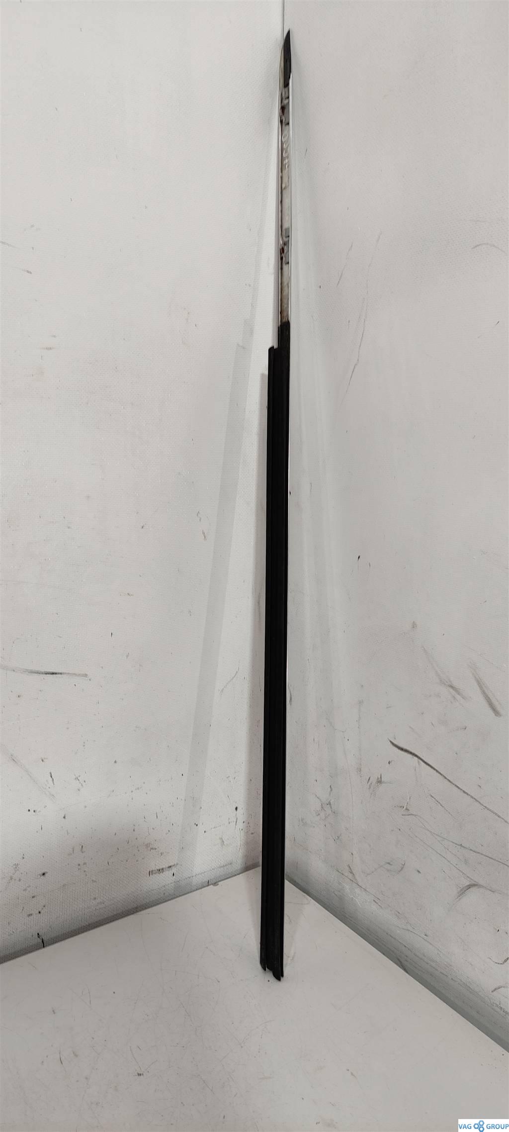 молдинг двери передней правой Mercedes-Benz E-Класс W213/S213/C238/A238 2017, 2.0 л., бензин, купе, . - фото №1