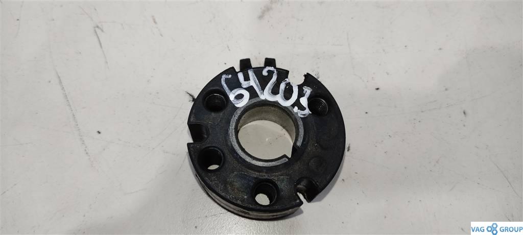 звездочка ТНВД Volkswagen Passat B7 2013, 2.0 л., TDi, дизель, седан, 03L130238A, CGLC, CMGB, CJCA, CJCB, CGLD, CJCD, 03L130227 - фото №1