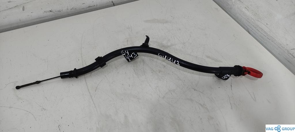 щуп двигателя Volkswagen Passat B6 2009, 2.0 л., TDi, дизель, седан, 03L103634J, 03L103634M, 03L115611T, 03L115611J, CFFA, CFFB, CFGB, CLLA, CFGC - фото №1