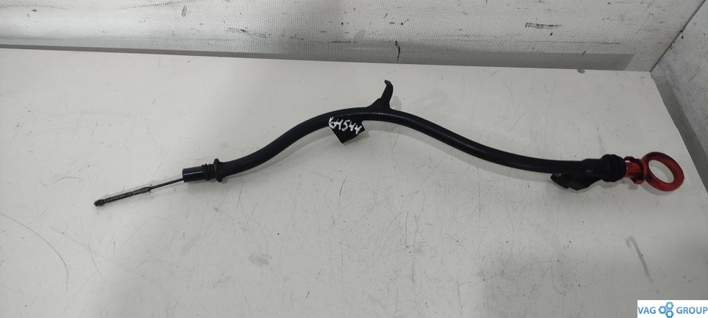 щуп двигателя Volkswagen Passat B6 2009, 2.0 л., TDi, дизель, седан, 03L103634J, 03L103634M, 03L115611T, 03L115611J, CFFA, CFFB, CFGB, CLLA, CFGC - фото №1