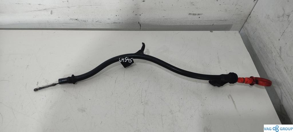 щуп двигателя Volkswagen Passat B6 2009, 2.0 л., TDi, дизель, седан, 03L103634J, 03L103634M, 03L115611T, 03L115611J, CFFA, CFFB, CFGB, CLLA, CFGC - фото №1