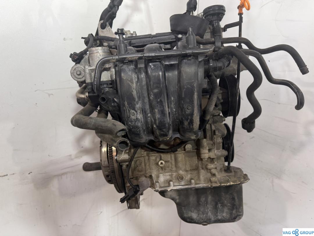 двигатель Skoda Fabia 2 поколение (5J) 2007, 1.2 л., бензин, BME, CGP, AZQ, BZG, CGPA, CGPB, . - фото №1
