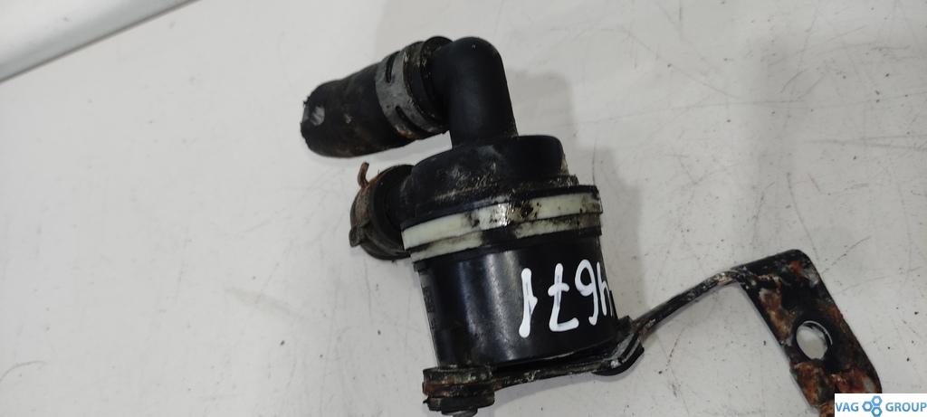 насос антифриза дополнительный Volkswagen Passat B7 2013, 2.0 л., TDi, дизель, седан, 5N0965561A, CBAA, CBAB, CBDC, CBBB, CJCB, CBAC, . - фото №1