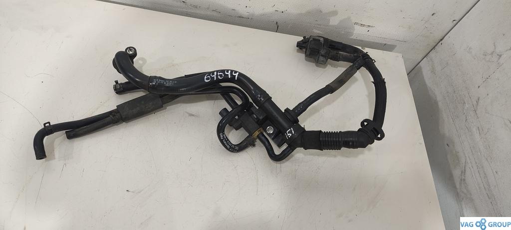 патрубок (трубопровод, шланг) Volkswagen Passat B6 2007, 1.4 л., бензин, седан, CDG, CAV, CTH, 03C103175D, 03C103175K, 03C103175L - фото №1