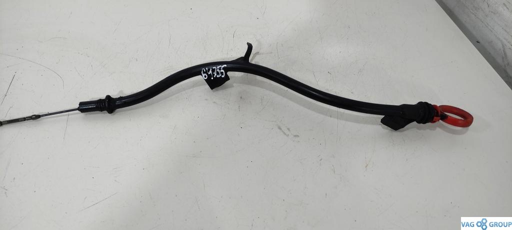 щуп двигателя Volkswagen Passat B6 2009, 2.0 л., TDi, дизель, седан, 03L103634J, 03L103634M, 03L115611T, 03L115611J, CFFA, CFFB, CFGB, CLLA, CFGC - фото №1