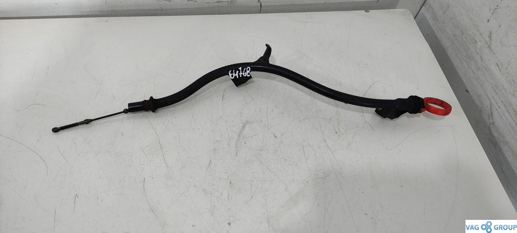 щуп двигателя Volkswagen Passat B6 2009, 2.0 л., TDi, дизель, седан, 03L103634J, 03L103634M, 03L115611T, 03L115611J, CFFA, CFFB, CFGB, CLLA, CFGC - фото №1