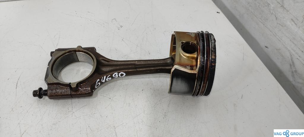 поршень Volkswagen Passat B6 2006, 2.0 л., бензин, седан, BVZ, BPG, BVY, BPY, BLR, BLX, BLY, 06D107066AB, BPJ, BWE, BVX, AXX, BWA, BWT, CDL, BGB, BUL, BYK, CDLA, CDLC - фото №1