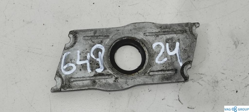 крепление форсунки Audi A4 B8/8K 2010, 3.0 л., TDi, дизель, седан, 059103113E, ., 059103113F, 059103113G - фото №1