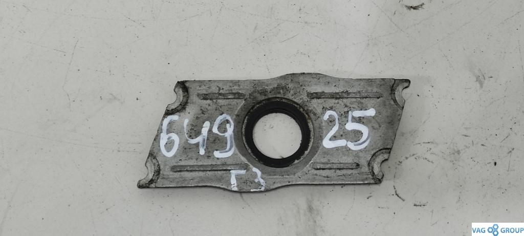 крепление форсунки Audi A4 B8/8K 2010, 3.0 л., TDi, дизель, седан, 059103113E, ., 059103113F, 059103113G - фото №1