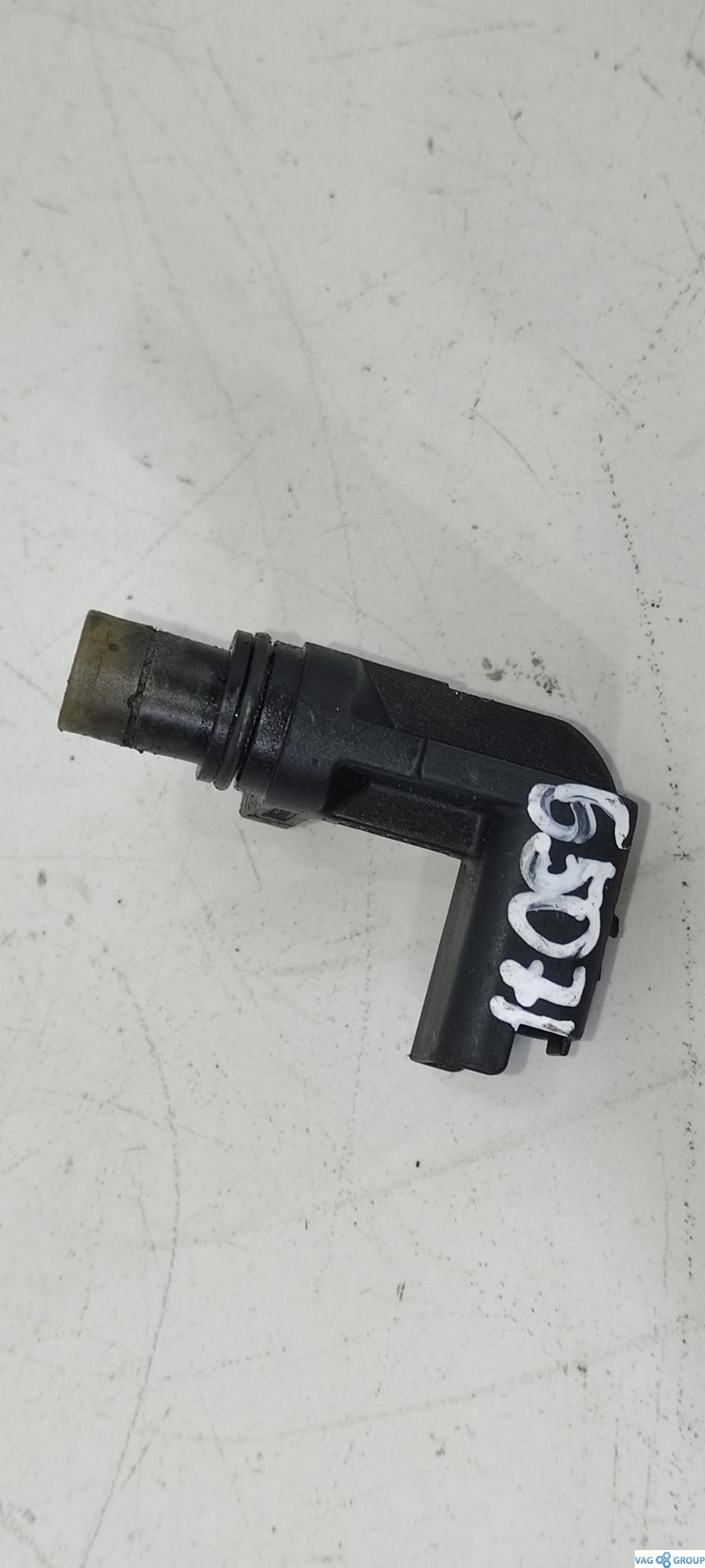 датчик распредвала Citroen C4 2 поколение 2012, 1.6 л., бензин, минивэн, EP65FX, 0232103064, V75880958001 - фото №1