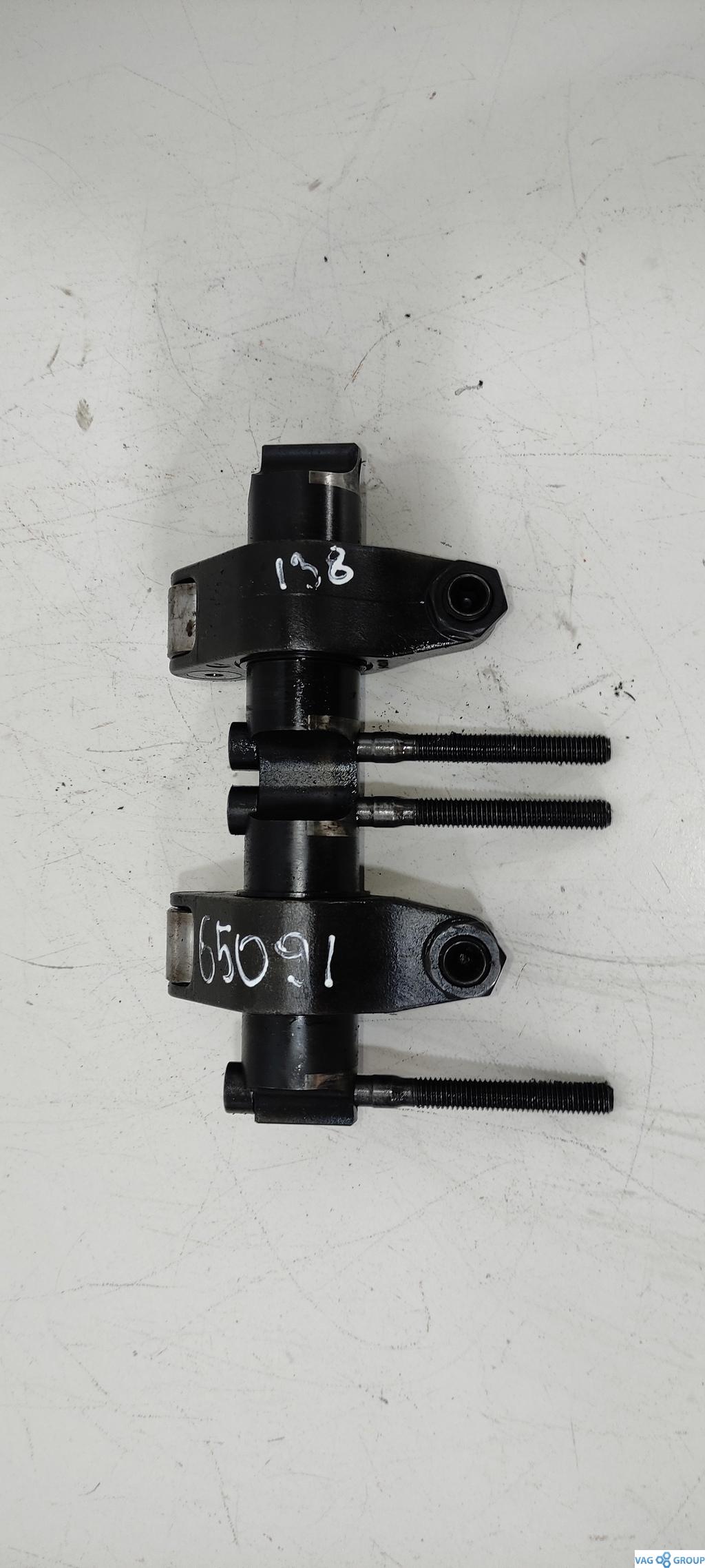 ось коромысел Volkswagen Transporter T5 2007, 1.9 л., TDi, дизель, фургон, BRS, AVF, AVB, BDJ, AXB, AXC, BRR, AWX, BDK, BXE, BPW, BLS, 038109527AF, BKE, BMM, BJB, BSU, BST, . - фото №1