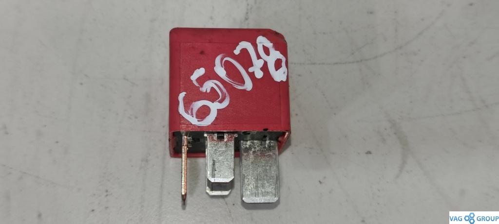 реле (прочие) Mercedes-Benz GLC-Класс X253/C253 2017, 2.2 л., дизель, внедорожник 5 дв., ., A0009821923 - фото №1