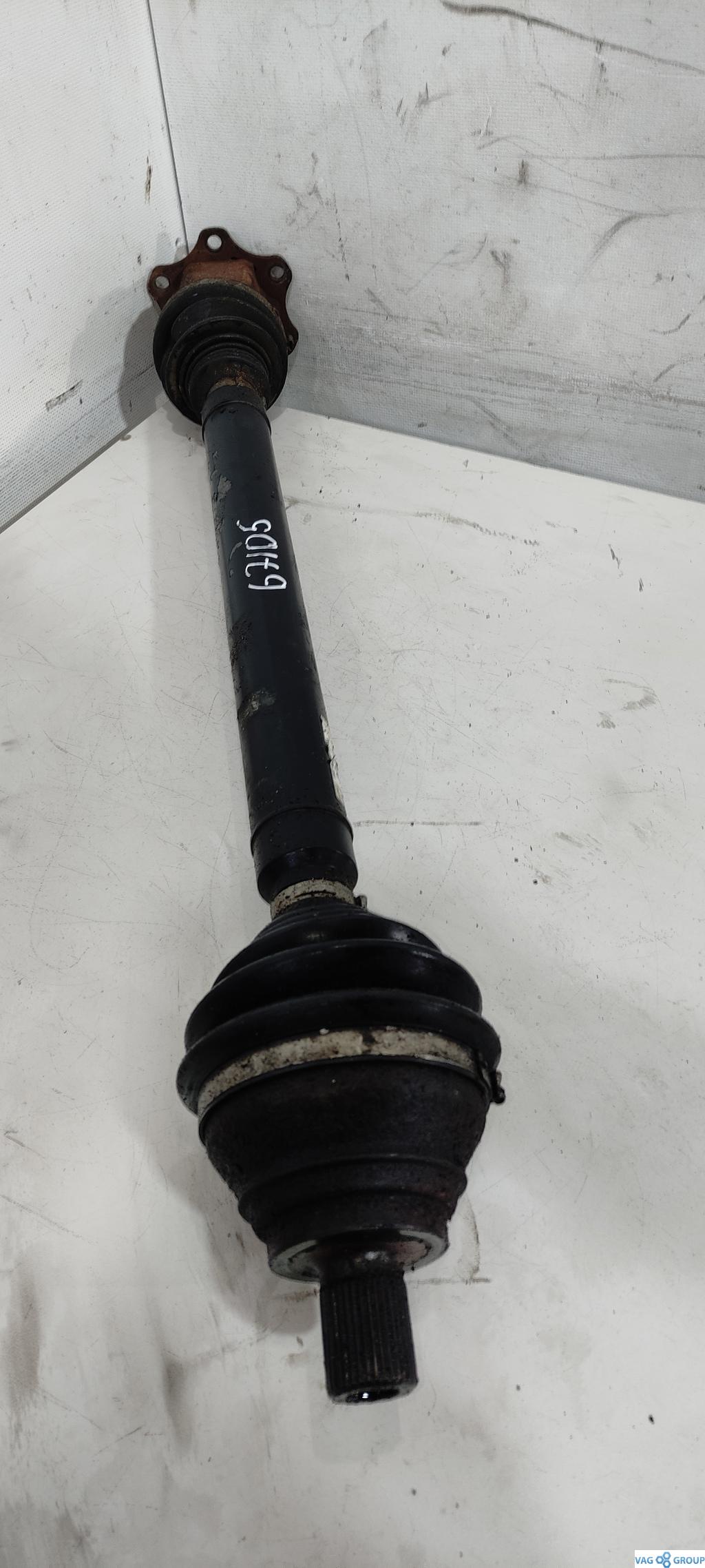 полуось передняя правая (приводной вал, ШРУС) Volkswagen Passat B6 2007, 2.0 л., TDi, дизель, седан, BPY, BLX, BXE, BLS, AXX, BMM, BWA, AZV, CFFA, CFFB, CCTA, BXF, CDAA, CCZB, BXJ, CDLG, BKV, ., 1K0407272QE - фото №1