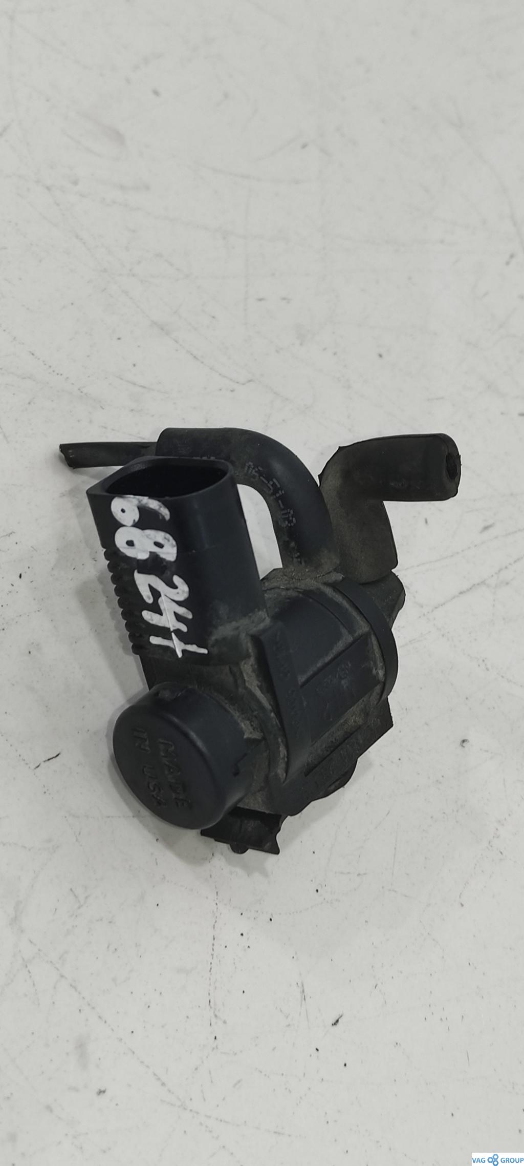 электромагнитный клапан Audi A4 B7 2006, 1.8 л., бензин, седан - фото №1