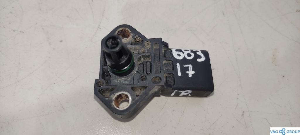 датчик абсолютного давления Volkswagen Passat B7 2013, 2.0 л., TDi, дизель, седан - фото №1