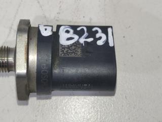 датчик давления топлива Volkswagen Passat B7 2013, 2.0 л., TFSI, бензин, седан