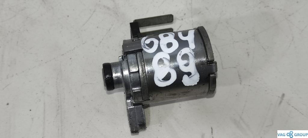 Соленоид (клапан) АКПП Volkswagen Passat B7 2013, 2.0 л., TSI, бензин, седан - фото №1