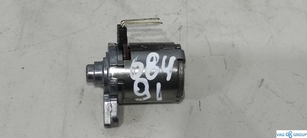 Соленоид (клапан) АКПП Volkswagen Passat CC 1 поколение 2010, 2.0 л., TSI - фото №1