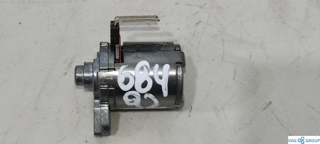 Соленоид (клапан) АКПП Volkswagen Passat CC 1 поколение 2010, 2.0 л., TSI - фото №1
