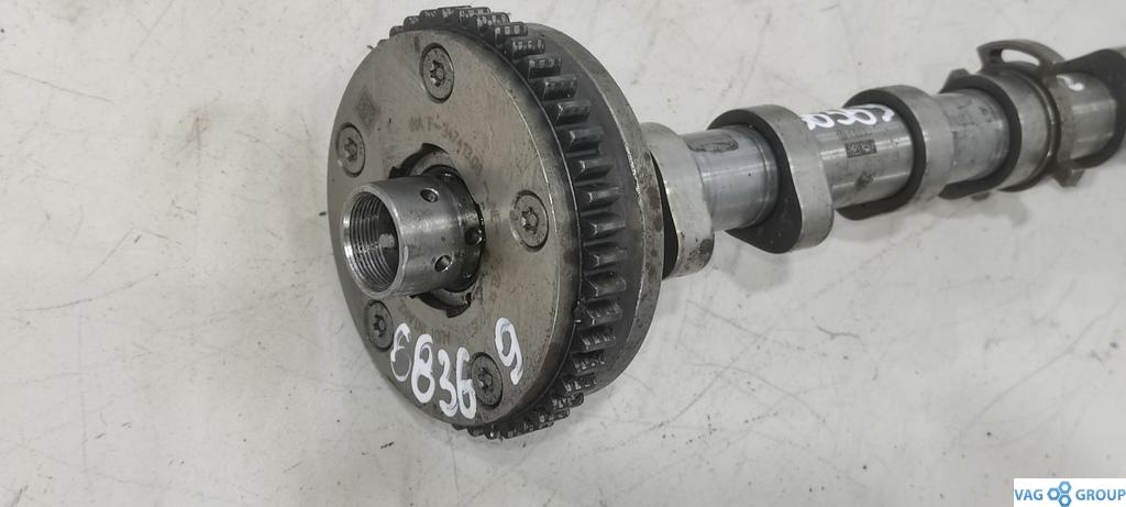 распредвал Volkswagen Passat B7 2013, 1.8 л., TFSI, седан - фото №1