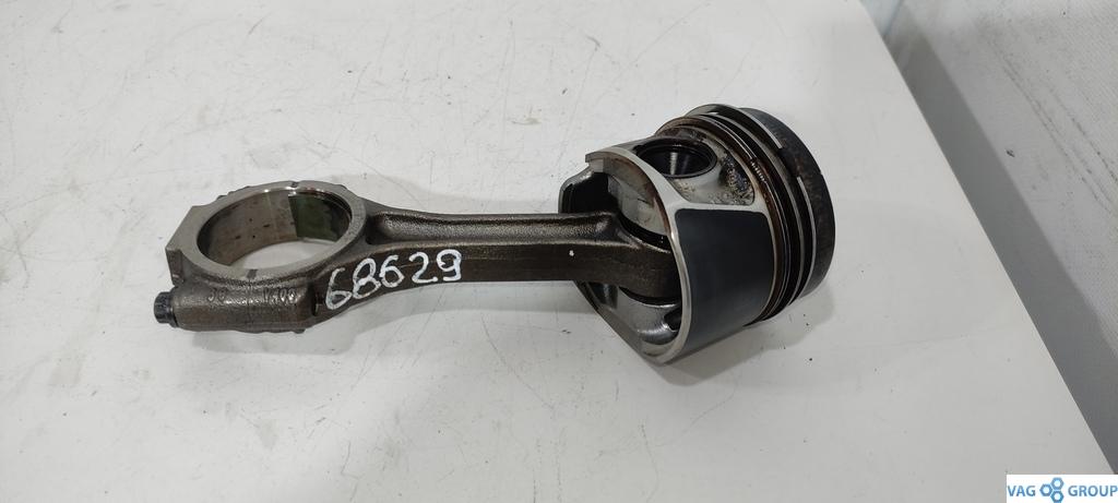 поршень Volkswagen Golf 6 поколение 2010, 2.0 л., TDi, дизель, хетчбэк 5 дв. - фото №1