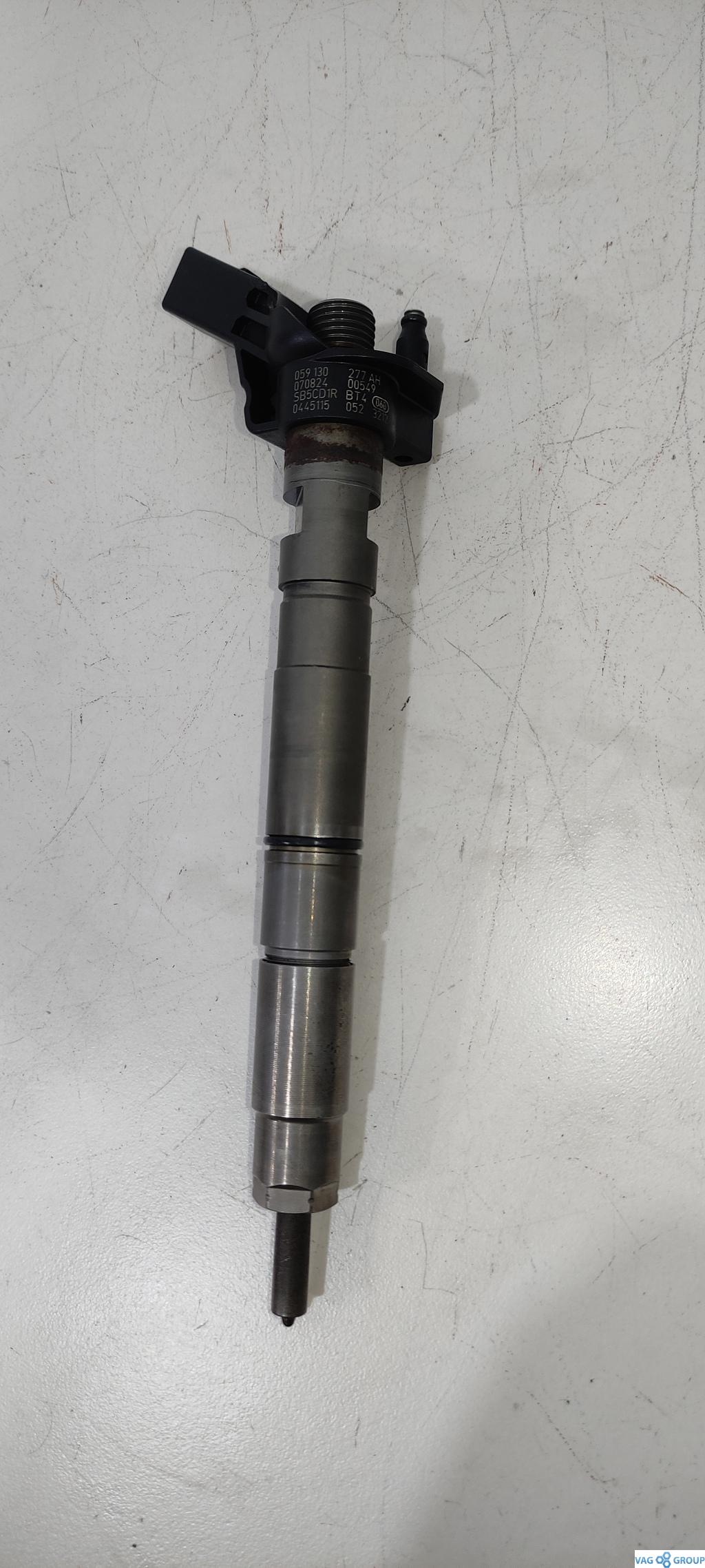 форсунка Audi Q7 4L 2006, 3.0 л., TDi, дизель, внедорожник 5 дв. - фото №1