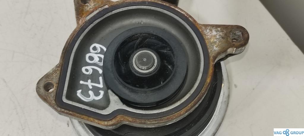 помпа Volkswagen Passat B6 2007, 1.4 л., TSI, бензин, универсал - фото №1